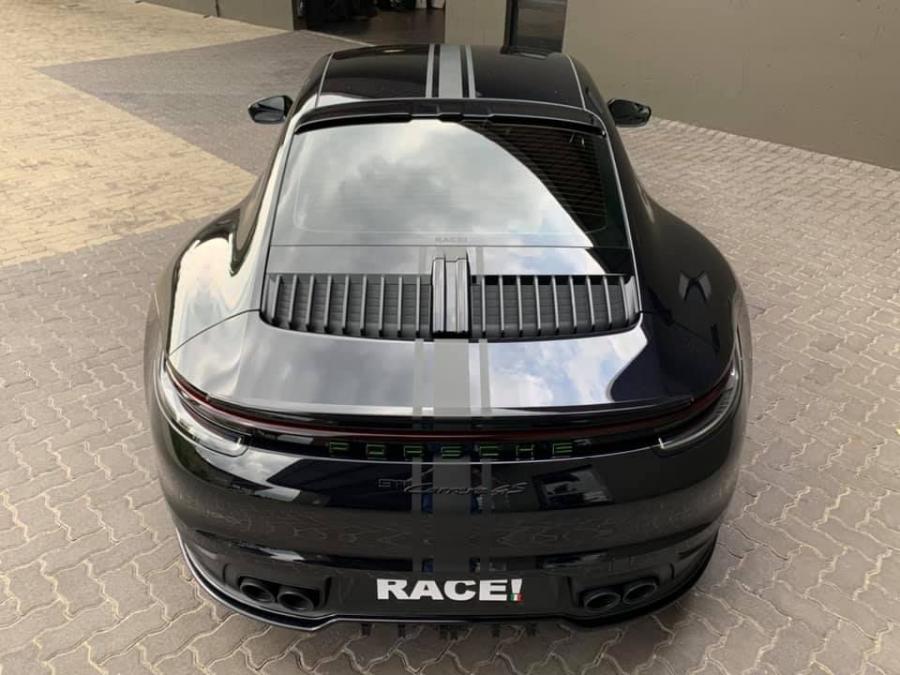  Porsche 911 Carrera 4S by RACE! 2019 года  (фото 10 из 25)